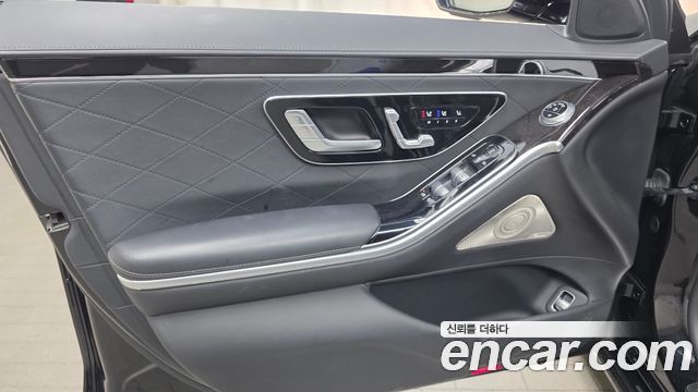 Mercedes-Benz S-Class 2021 — photo 14