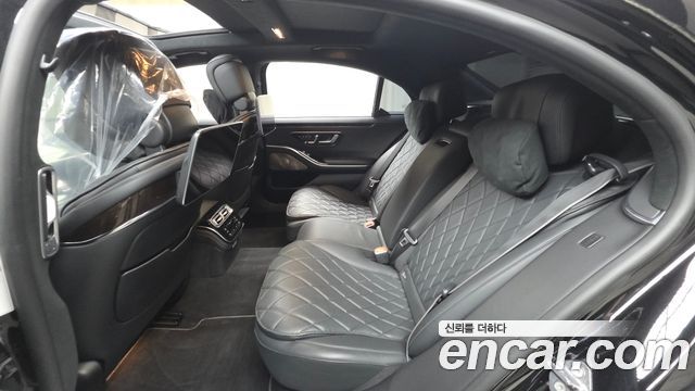 Mercedes-Benz S-Class 2021 — photo 16