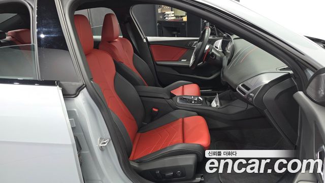 BMW 2-Series 2025 — photo 17