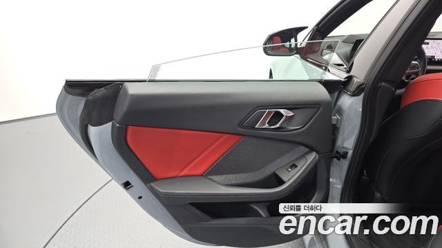BMW 2-Series 2025 — photo 15