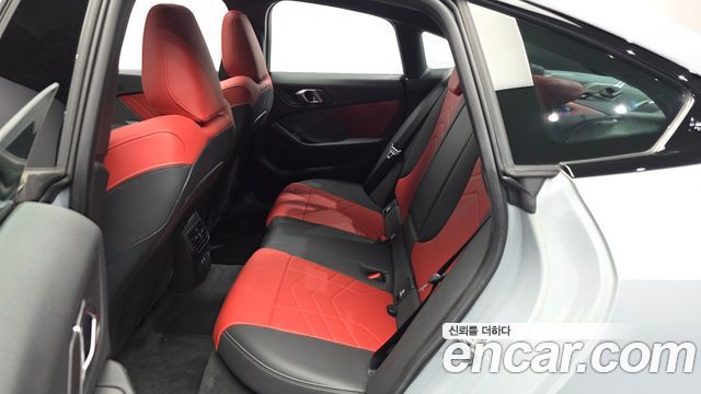 BMW 2-Series 2025 — photo 16