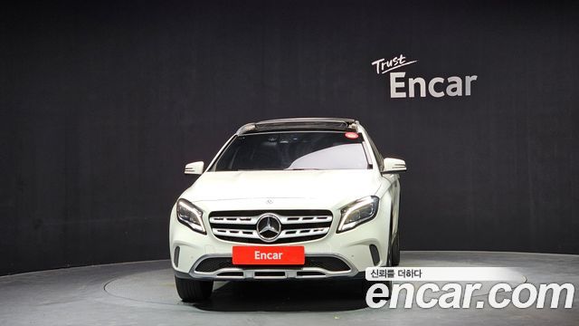Mercedes-Benz GLA-Class 2018 — photo 3