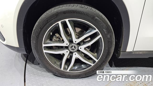Mercedes-Benz GLA-Class 2018 — photo 5