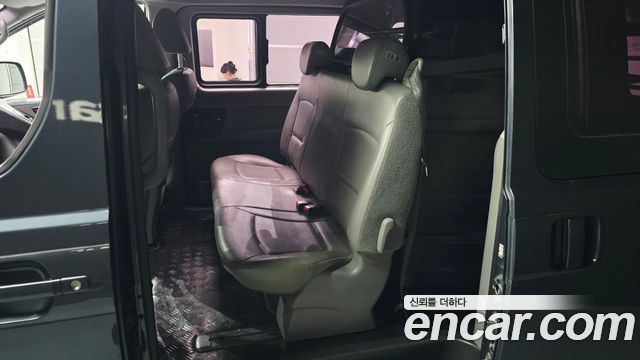Hyundai Starex 2016 — photo 11
