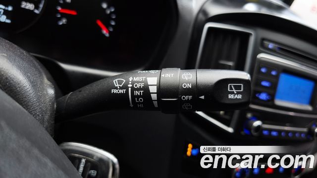 Hyundai Starex 2016 — photo 16