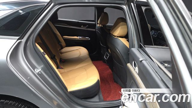 Kia K5 2023 — photo 18