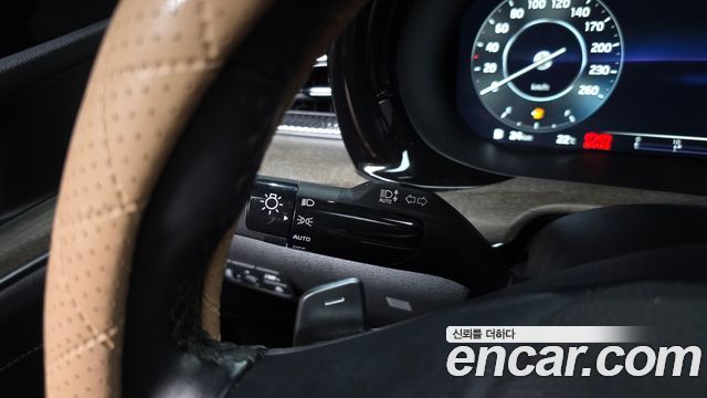 Kia K5 2023 — photo 32