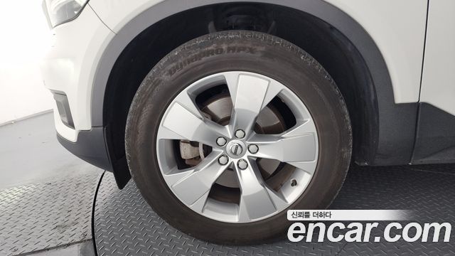 Volvo XC40 2021 — photo 5