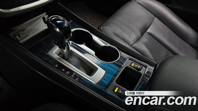 Nissan Altima 2017 — photo 12