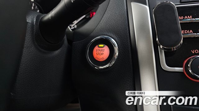 Nissan Altima 2017 — photo 25
