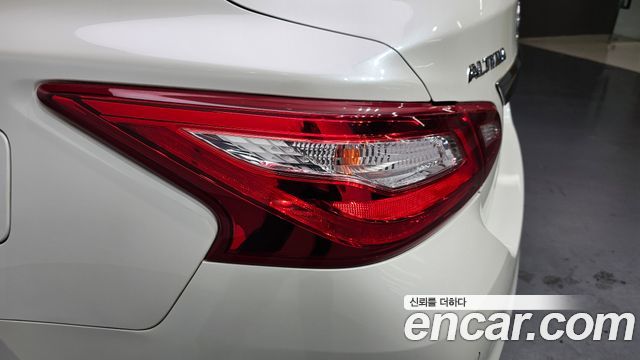 Nissan Altima 2017 — photo 9