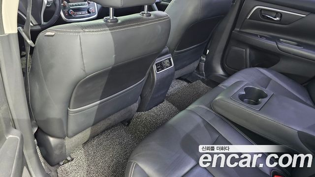 Nissan Altima 2017 — photo 29