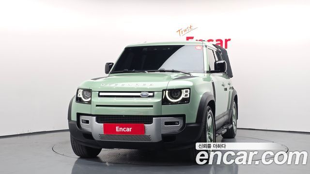 Land Rover Defender 2023 — photo 3