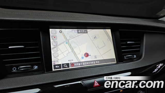 Kia K7 2018 — photo 27