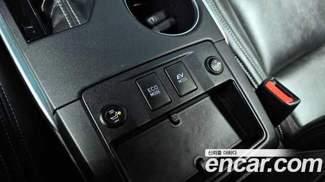 Toyota Camry 2017 — photo 18