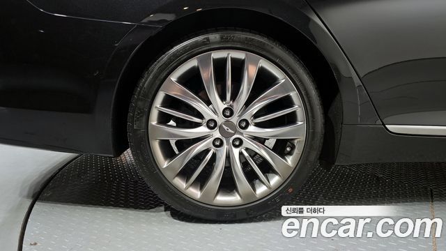 Genesis G80 2019 — photo 5