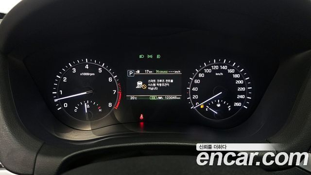 Genesis G80 2019 — photo 8