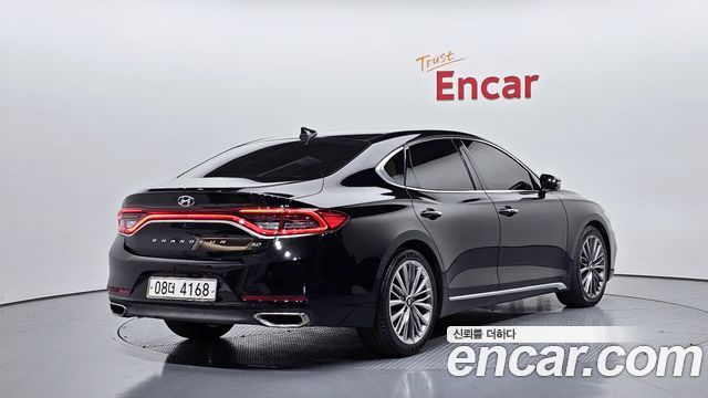 Hyundai Grandeur 2018 — photo 2
