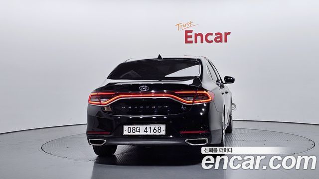 Hyundai Grandeur 2018 — photo 4