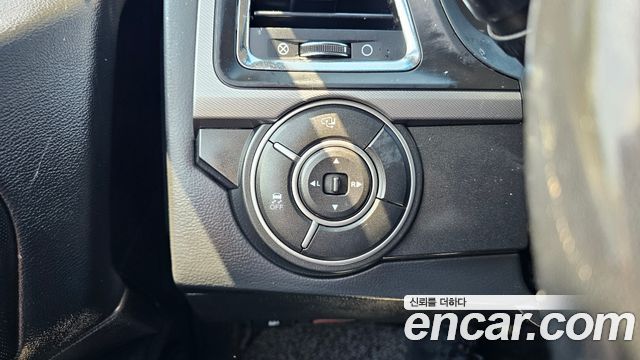 KG Mobility KORANDO 2016 — photo 17