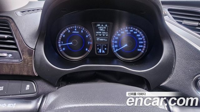 Hyundai Grandeur 2016 — photo 8