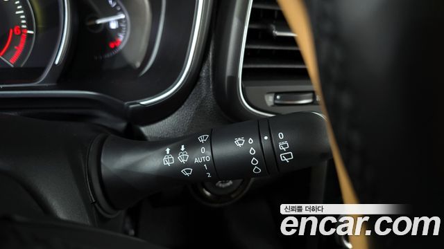 Renault Korea QM6 2025 — photo 24