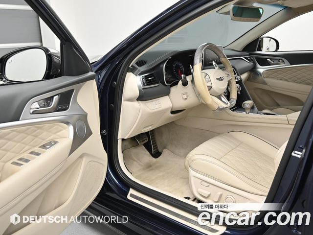 Genesis G70 2018 — photo 11