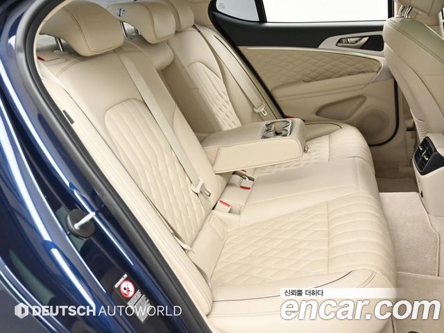 Genesis G70 2018 — photo 12