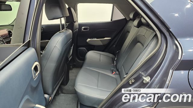 Hyundai Venue 2021 — photo 17