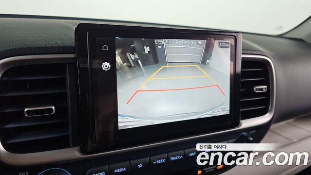 Hyundai Venue 2021 — photo 21