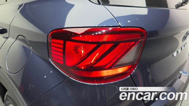 Hyundai Venue 2021 — photo 9