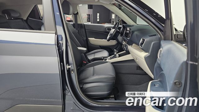 Hyundai Venue 2021 — photo 16
