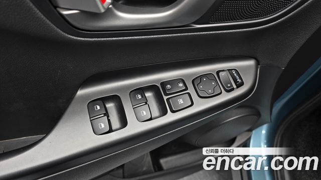Hyundai Kona 2018 — photo 17