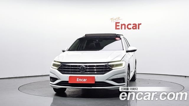 Volkswagen Jetta 2020 — photo 3