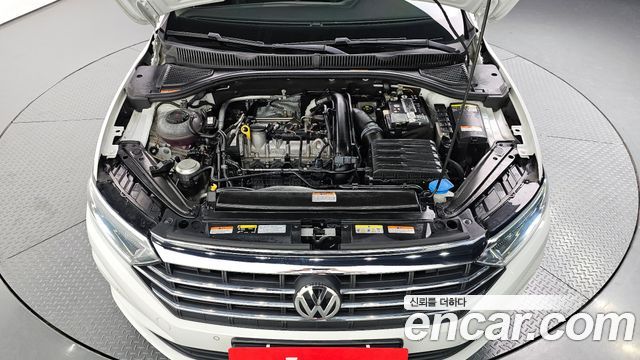 Volkswagen Jetta 2020 — photo 6