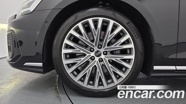 Audi A8 2023 — photo 5