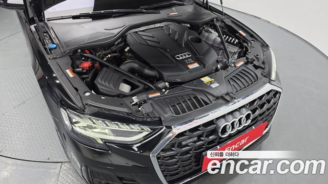 Audi A8 2023 — photo 6
