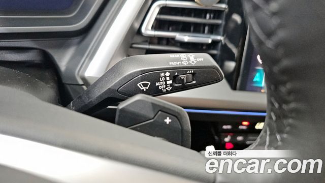 Audi Q4 e-tron 2025 — photo 18