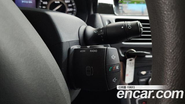 Renault Korea SM5  2013 — photo 28