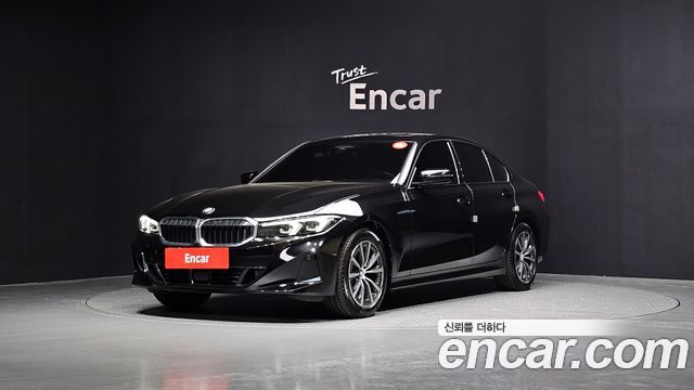 BMW 3-Series 2024 — photo 1