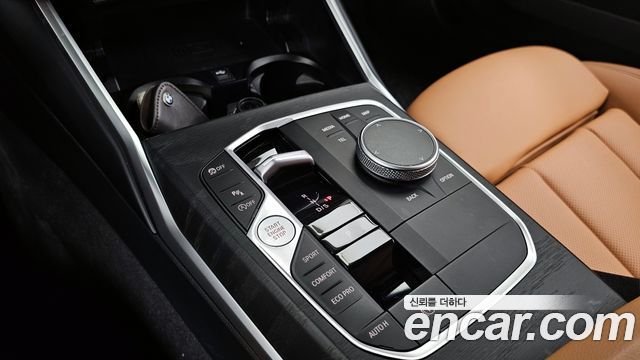BMW 3-Series 2024 — photo 9