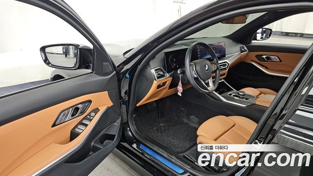 BMW 3-Series 2024 — photo 10