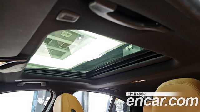 BMW 3-Series 2024 — photo 18