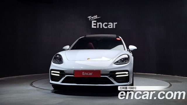 Porsche Panamera 2022 — photo 3