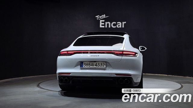 Porsche Panamera 2022 — photo 4