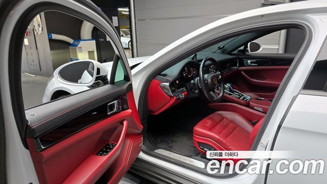 Porsche Panamera 2022 — photo 13