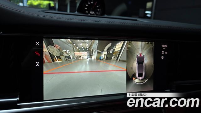 Porsche Panamera 2022 — photo 20