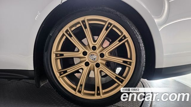 Porsche Panamera 2022 — photo 7