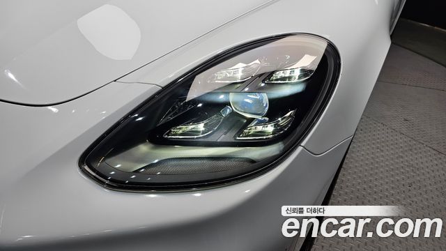Porsche Panamera 2022 — photo 8
