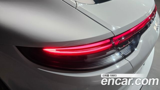 Porsche Panamera 2022 — photo 9